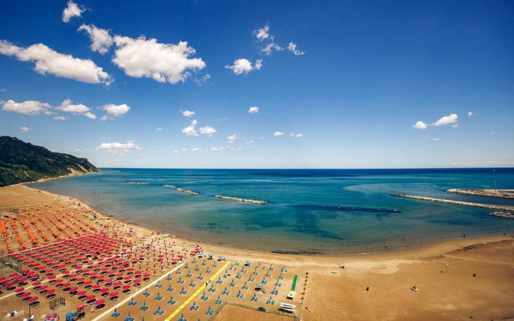 Casa Del Faro - Baia Flaminia Apartment Песаро Екстериор снимка